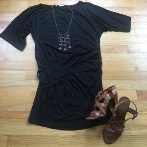 🌟SALE🌟Black jersey tunic dress